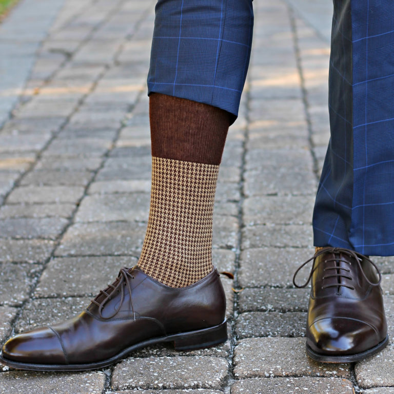 Brown Beige Houndstooth Merino Wool Silk Socks the photo taken by our client if you are asking where to but quality socks at reasonable prices