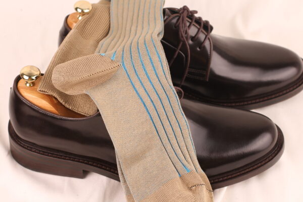 NEW ! BEIGE BLUE SHADOW STRIPED COTTON SOCKS - Image 2